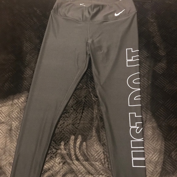 Nike Pants - *SOLD* Nike leggings